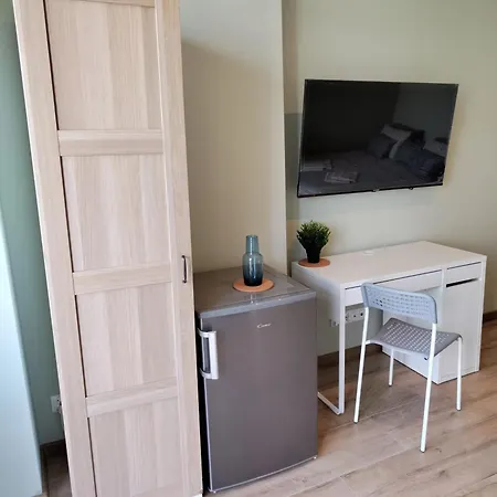 Daire Centrum - Stara I Piekna Kamienica - Ulica Okrzei, Spokoj, Parking, 25m2 Kłodzko