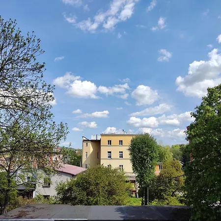 Apartament Centrum - Stara I Piękna Kamienica - Ulica Okrzei, Spokój, Parking, 25m2 *