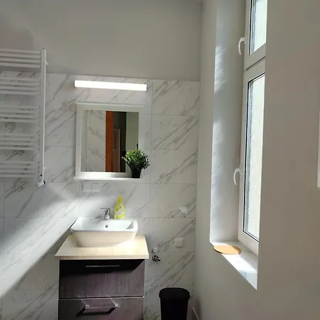 Centrum - Stara I Piekna Kamienica - Ulica Okrzei, Spokoj, Parking, 25m2 Apartmán *