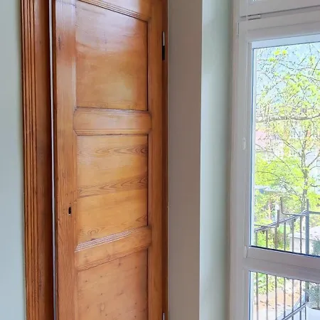 Centrum - Stara I Piekna Kamienica - Ulica Okrzei, Spokoj, Parking, 25m2 * Kłodzko