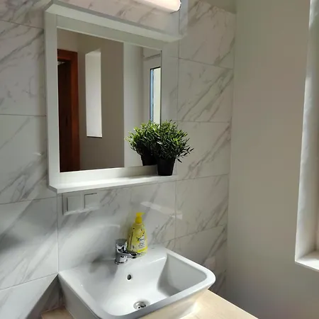 Centrum - Stara I Piekna Kamienica - Ulica Okrzei, Spokoj, Parking, 25m2 Daire Kłodzko