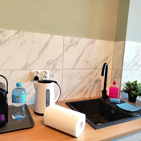 Centrum - Stara I Piekna Kamienica - Ulica Okrzei, Spokoj, Parking, 25m2 쿠드즈코