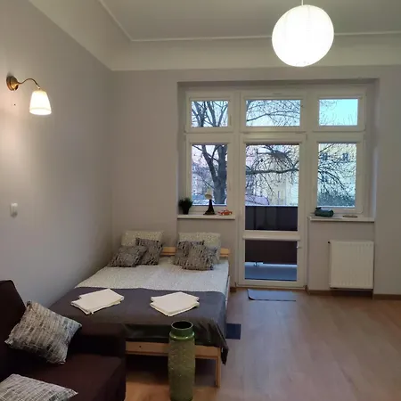 Centrum - Stara I Piekna Kamienica - Ulica Okrzei, Spokoj, Parking, Przestronnie, Nowosc Apartment *