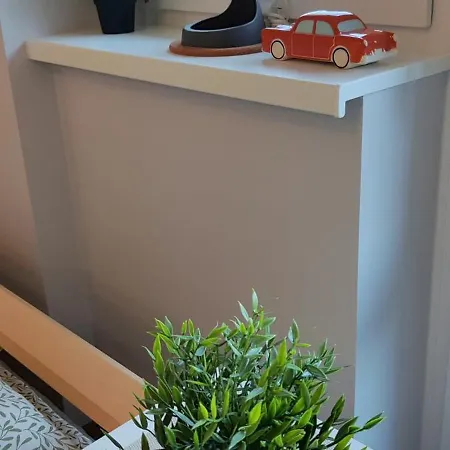 Apartament Centrum - Stara I Piękna Kamienica - Ulica Okrzei, Spokój, Parking, 25m2