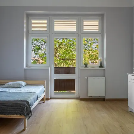 Apartment Centrum - Stara I Piekna Kamienica - Ulica Okrzei, Spokoj, Parking, Przestronnie, Nowosc