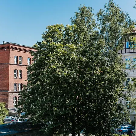Centrum - Stara I Piekna Kamienica - Ulica Okrzei, Spokoj, Parking, Przestronnie, Nowosc Apartment Klodzko