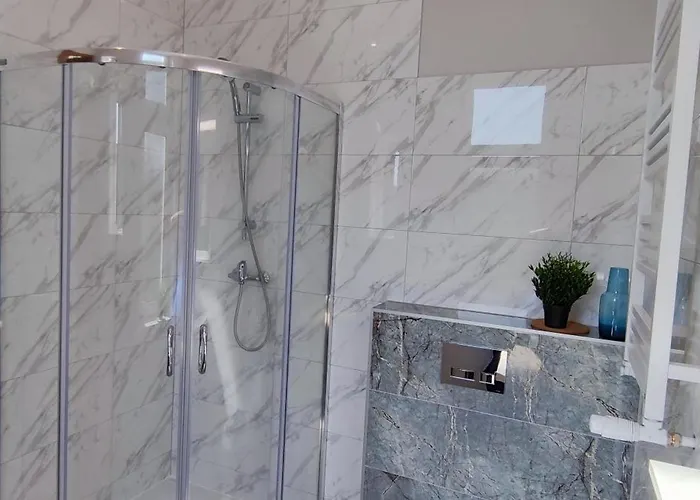 아파트 Centrum - Stara I Piekna Kamienica - Ulica Okrzei, Spokoj, Parking, 25m2 쿠드즈코