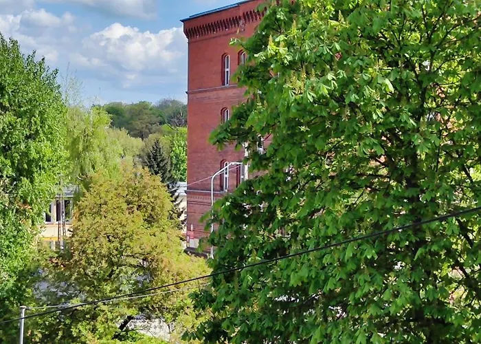 Centrum - Stara I Piekna Kamienica - Ulica Okrzei, Spokoj, Parking, 25m2 *